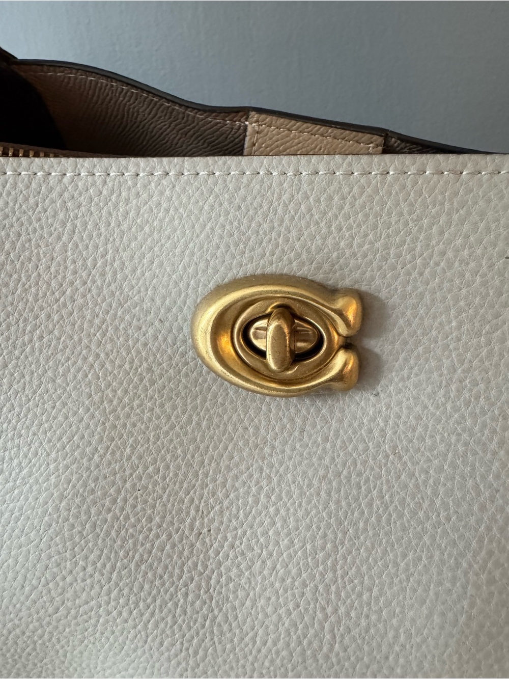 Coach Dove Gray and Dark Brown Two-Tone Willow Leather Tote with Gold Hardware - Picture 3 of 15